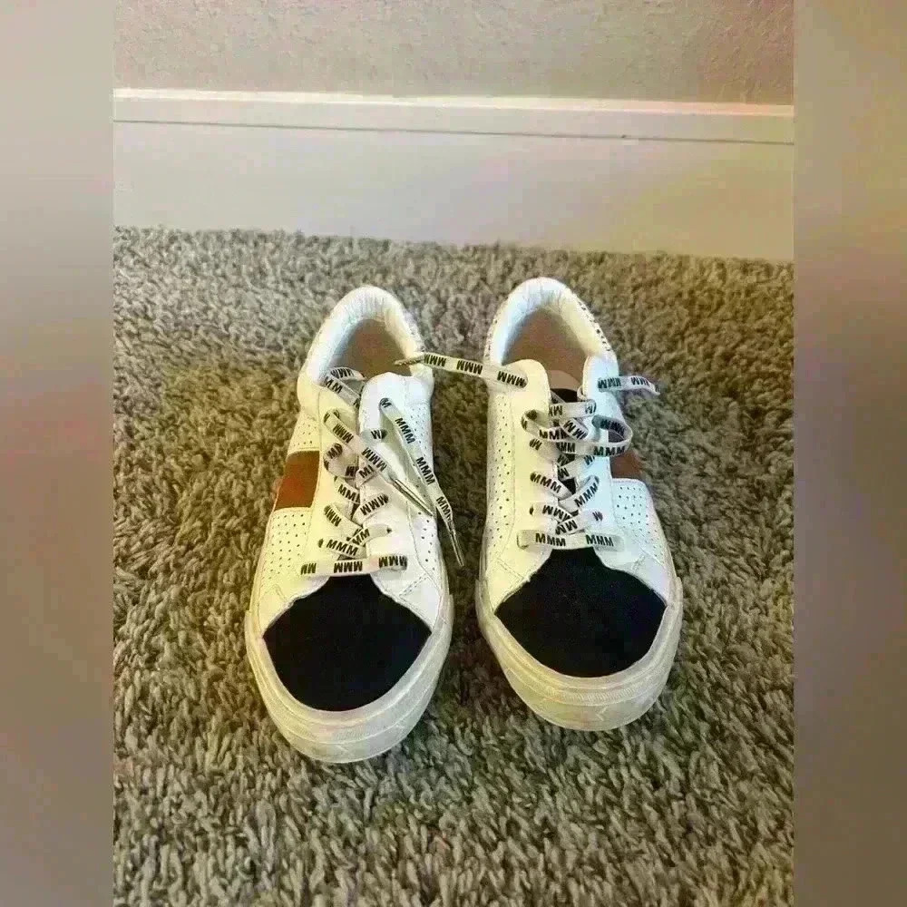 Kids unisex MMM multi color sneakers size ruthy 6